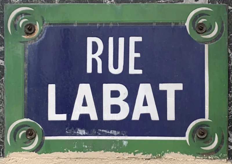 Plaque rue Labat, Paris 18e — Chabe01, CC BY-SA 4.0